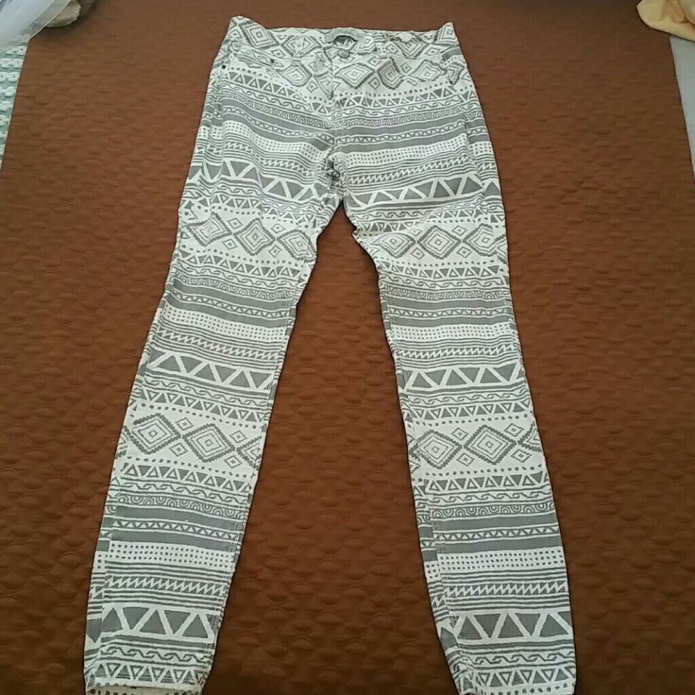 Zara Ethnic Aztec Print Skinny Jeans